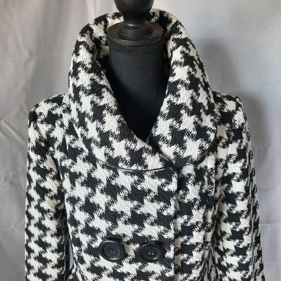 Wool Blend Oversized Houndstooth Coat Jacket Size Med Black White Rue 21 - Picture 3 of 16
